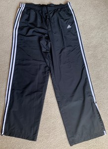 Pantalones para hombre | Comprar online en adidas