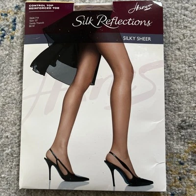 Pantimedias Hanes Silk Reflections Control Top Sedoso Transparente 718 EF Apenas Hay Nuevas Foto 1 de 4