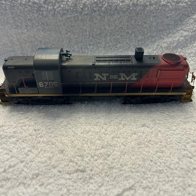 Locomotora Athearn RS-3 N De M #6705 Foto 1 de 4