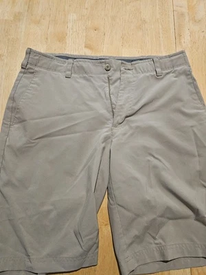 Pantalones cortos de golf Ben Hogan tostados 32x9 Foto 1 de 4