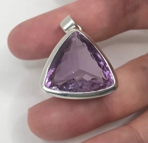Amethyst large trilliant cut pendant, solid Sterling Silver, 22 x 22 x 22mm, box - Picture 1 of 18