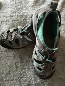 KEEN Women's Whisper Closed Toe Sport Sandals Size 11 New - Picture 1 of 4