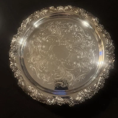 Bandeja de servir folheada a prata Reed & Barton The Burgundy Collection - Imagem 1 de 4