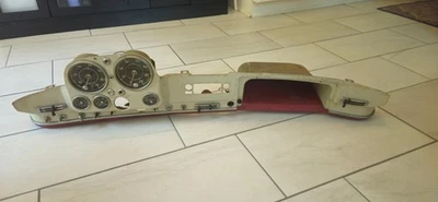 Mercedes 190 SL 1962 cupé OEM - cuero rojo, tablero de instrumentos color crema con medidores Foto 1 de 4