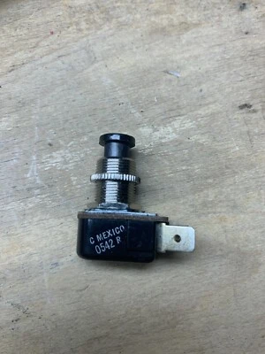 NUEVO Interruptor Carling serie P-27 pulsador momentáneo SPST Foto 1 de 4