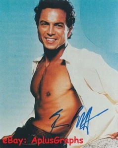BENJAMIN BRATT... Barechested Hunk - SIGNED - Picture 1 of 1