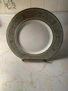 Royal Doulton English Renaissance Dinner Plate EXCELLENT - Picture 1 of 1
