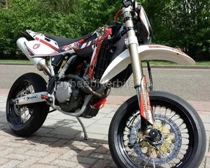 HUSQVARNA TE310 TE510 CRASH MUSHROOM FRONT & REAR AXLE SWING ARM SLIDERS NEW S2Q - Picture 1 of 1