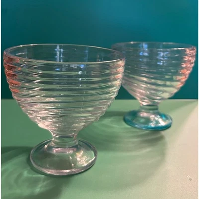 Dos cuencos de postre de vidrio vintage Anchor Hocking Manhattan Park Avenue Foto 1 de 4