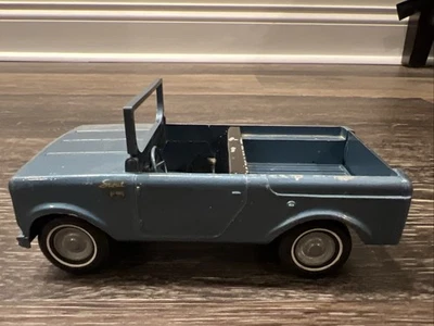 ERTL - 20 世纪 60 年代国际童子军 80 - 复古钢制玩具 — 第 1/4 张图片