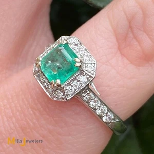 14K White Gold 0.63ct Emerald .27cts Diamond Halo Ring Size 4.5 - Picture 1 of 11
