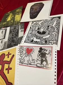 Keith Haring Lot of 9 Offset prints from 1983 Tony Shafrazi Gallery Book / 5000 - Picture 1 of 17
