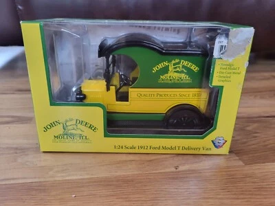 2006 Gearbox John Deer Diecast 1912 Ford Model T Delivery Van 1:24 Scale - Image 1 of 3