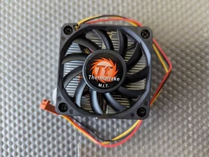 New Thermaltake M.I.T AMD K-7 Fan 1U - Picture 1 of 3