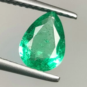 0.98 CT - Natural Zambian Emerald Pear Shape Fine Luster Green Gem - 7411 - Picture 1 of 4