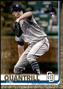Aggiornamento Topps 2019 Gold Parallel #US23 Cal Quantrill 0009/2019 Padres RC - Foto 1 di 1