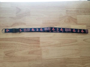 BOSTON RED SOX LANYARD with DETACHABLE BUCKLE Keychain Red Sox Nation - Picture 1 of 3