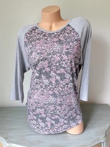 LuLaRoe Randy T Shirt Baseball Raglan Top Tee Women L Gray Pink Floral - Picture 1 of 7