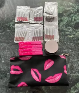 Vintage Mary Kay Signature Lip Liner + Puder Make-up + Etui - Bild 1 von 4
