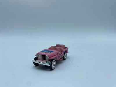 MODELLINO AUTO JEEP SURREY TAXI NASSAU 1960 ROSA - EDICOLA - SCALA 1:43 "NO BOX" - Immagine 1 di 4