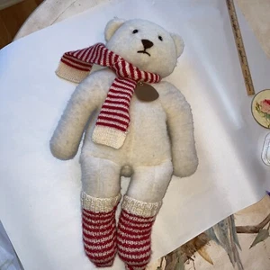 1982 Vintage Elegante Dakin Woolie Teddy Bear Plush Red Striped Socks Scarf - Picture 1 of 24