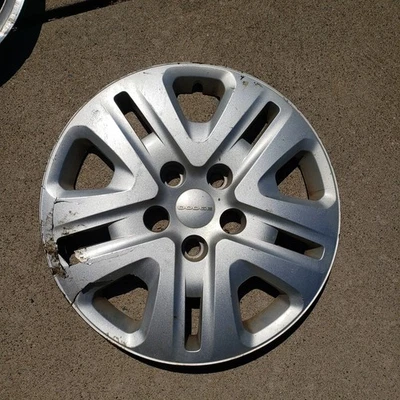 Tapacubos tapacubos Dodge Caravan 14 15 16 17 2018 17" 04726433AA Journey Foto 1 de 4