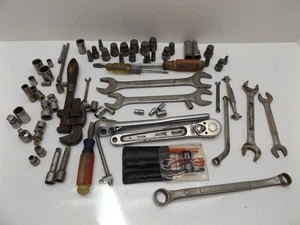 Large Lot of 70 tools mostly Craftsman - Picture 1 of 8