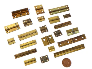 22 x KLEINE Messing Metall Scharniere für Uhrengehäuse Boxen.  - Ersatzteile & Reparaturen #LCC9 - Bild 1 von 7