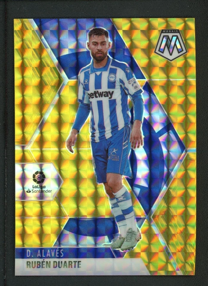 2020-21 RUBEN DUARTE 10/10 PANINI MOSAIC LALIGA SANTANDER GOLD - Image 1 of 2