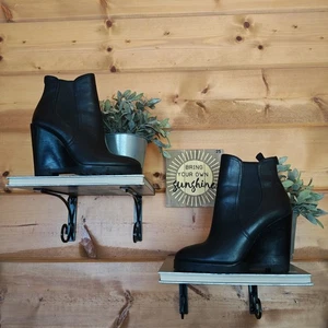 MICHAEL KORS Thea Chelsea Bootie Wedge Heel Boot Black Leather Lug Sole Sz 6.5 M - Picture 1 of 12