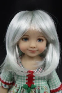 Peluca Monique BETH azul claro talla 7-8 BJD que se muestra en Dianna Effner Little Darling  - Imagen 1 de 3