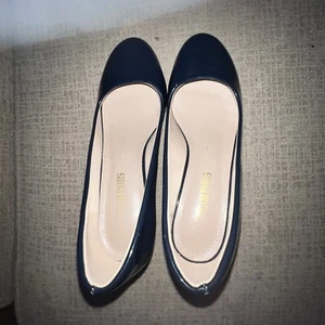 Damenschuhe Dream Pairs schwarz Größe 7 mit Absätzen - Bild 1 von 4