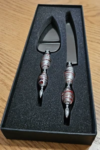 Juego de cuchillos venecianos de cristal de Murano para pastel de boda rojo plata Va Bene - Imagen 1 de 2