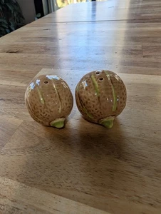 Arcadia Ceramics Cantaloupe Melon Shaker Set Salt & Pepper Vintage 1960's - Picture 1 of 4