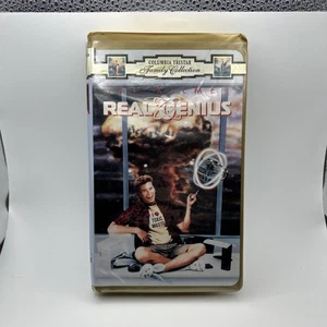 Real Genius 1985 (VHS, 1996) Family Collection Clamshell Video Tape Val Kilmer - Bild 1 von 19