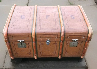 Antiguo baúl de vapor alemán victoriano eco Rohrplatte iniciales GFS mesa de colección Foto 1 de 4