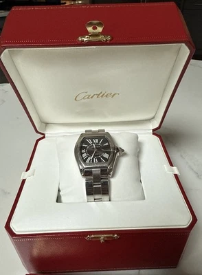 Cartier Roadster 2510 Automático Hombre Acero Inoxidable Negro Esfera Romana - Caja Original Foto 1 de 4