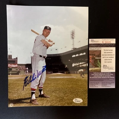 EDDIE MATHEWS SIGNED AUTO 8X10 PHOTO JSA COA 500 HR / HOF MIL/ ATLANTA BRAVES - Image 1 of 2
