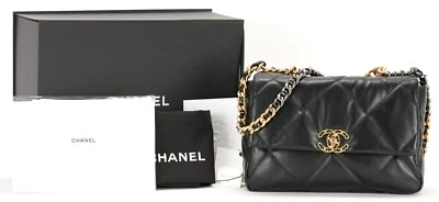 Bolso de Hombro Chanel 19 Grande Acolchado Piel de Cordero Negro Brillante Bolso con Solapa ¡¡NUEVO CON ETIQUETAS en Caja!!! Foto 1 de 4