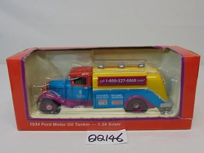  J J KELLER 1934 FORD MOTOR OIL TANKER 1:24 SCALE IN BOX 711-PP - Image 1 of 4