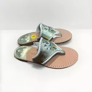 Neu mit Etikett $ 148 Jack Rogers Maiglöckchen bestickte flache Sandalen Größe 7 goldfarben - Bild 1 von 4