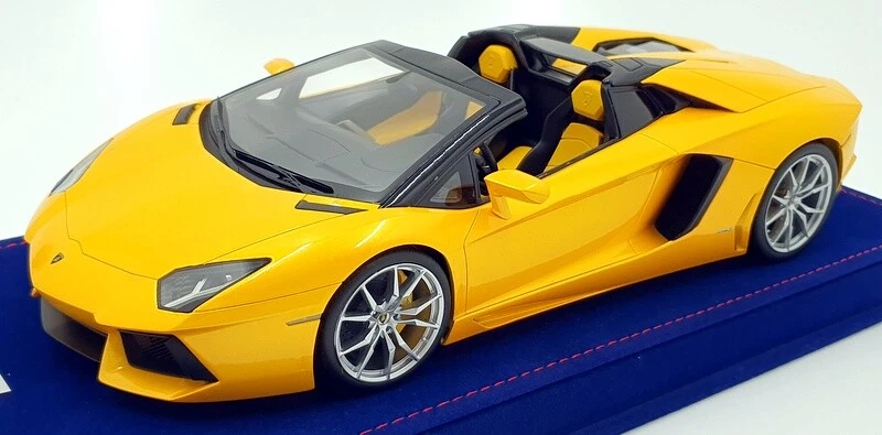 MR Models 1/18 Scale LAMBO010E - Lamborghini Aventador LP700-4 Roadster Orion - Image 1 of 4