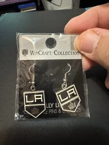 Los Angeles Kings NHL Logo Silver Dangle Earrings Hypo-Allergenic - Picture 1 of 2