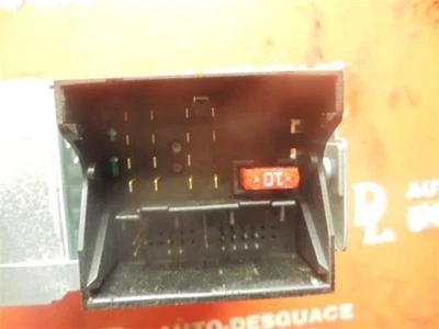 RADIO Peugeot 207 (2006->) 1.4 Confort 8HR (DV4TD) 2007 96643698XT - Bild 1 von 4