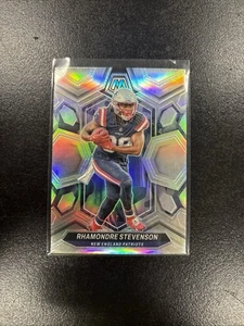 Rhamondre Stevenson 2024 Panini Mosaic #149 New England Patriots Silver - Bild 1 von 2