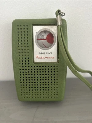 Vintage Fairmont Solid State Transistor AM Radio Green - Made in Hong Kong Parts - Image 1 of 4