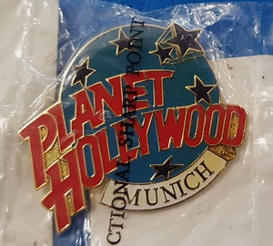 MUNICH GERMANY PLANET HOLLYWOOD MOVIE STARS MID BLUE GLOBE CLASSIC LOGO PIN MIP - Picture 1 of 1