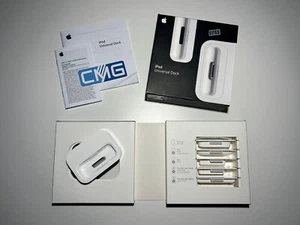 Apple Universal Dock iPhone iPod Classic Touch Nano Remote Docking MB125G/B 2005 - Picture 1 of 10