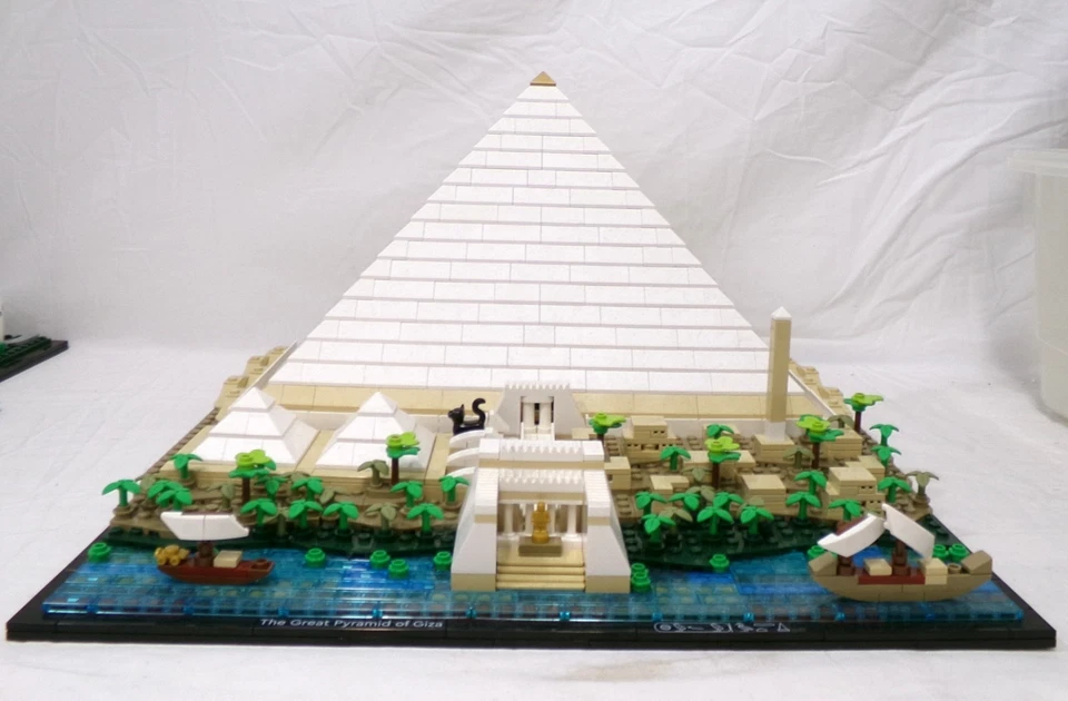 LEGO 2022 Architecture 21058 The Great Pyramid of Giza Set Built Incomplete - Image 1 of 4