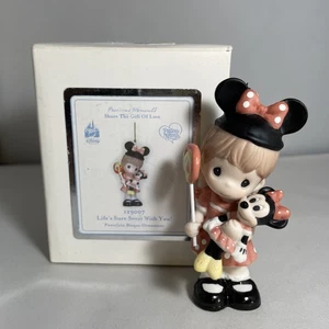 Disney Precious Moments 2011 Life’s Sure Sweet With You! Ornament 129007 - Bild 1 von 14